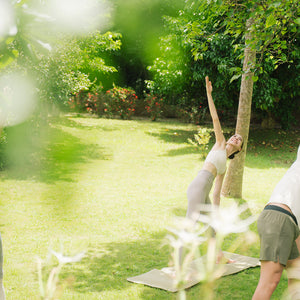 モーニングヨガ